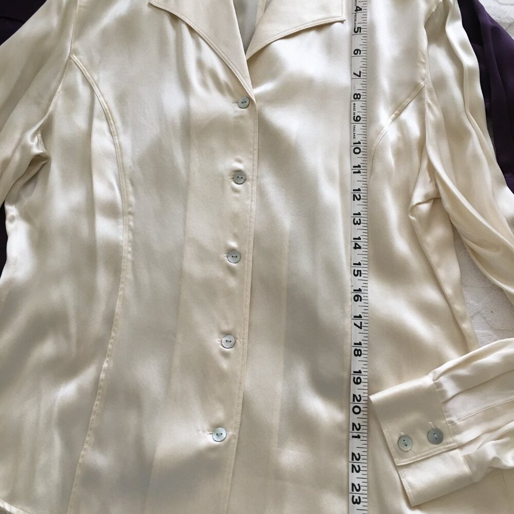 Women's cream color silk (satin) button front blouse, sz 8 - Picture 5 of 6